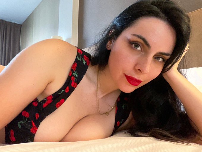 Coming back to Stockholm soon. And maybe to Berl&iacute;n? I know you are missing me already. Book your dates