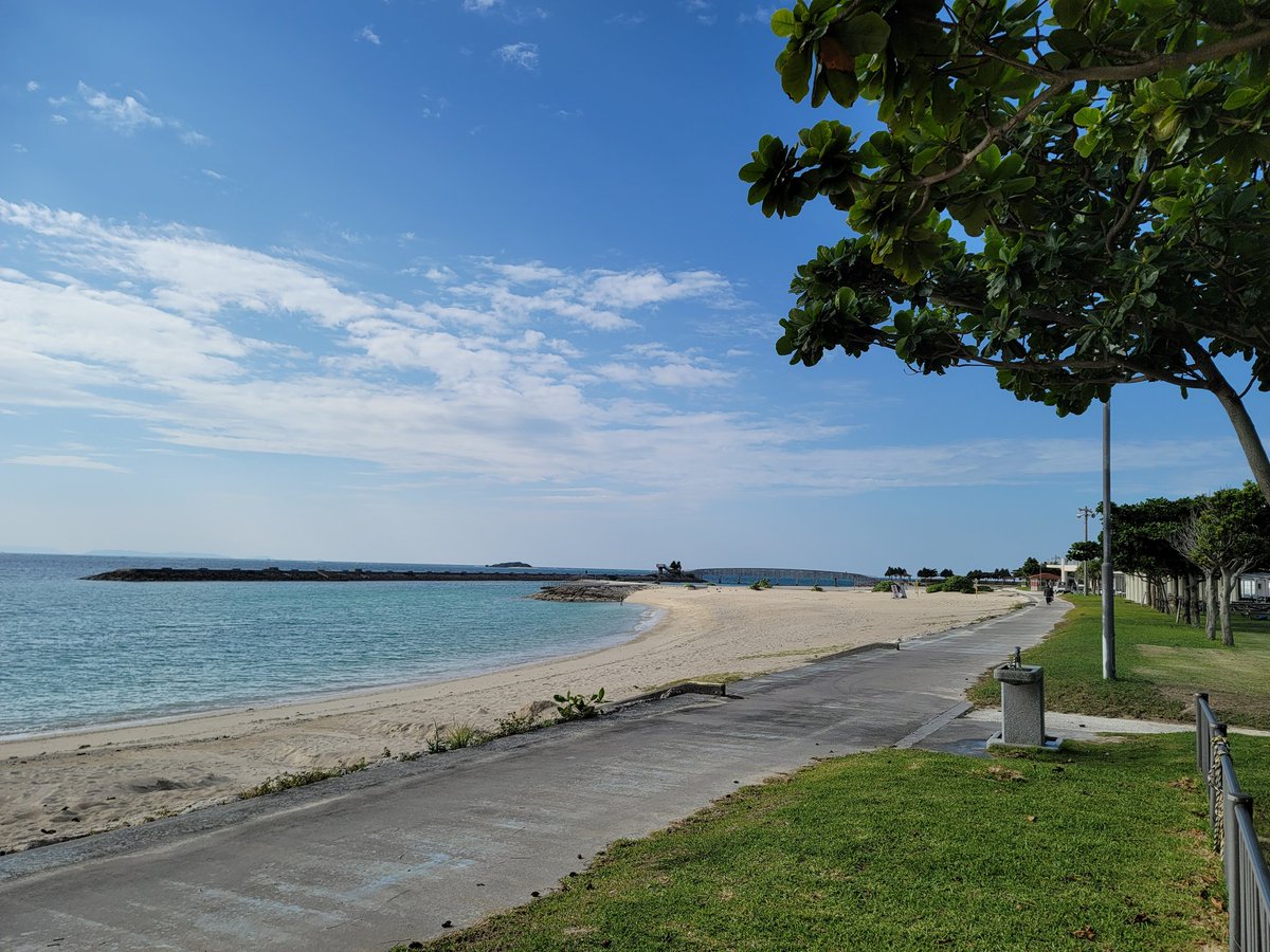 beatmania_jcs's tweet image. 今回最後の沖縄😊
美々ビーチでのんびり😌
今晩東京へ帰宅。
帰ったら丁度コントローラーのパーツが届いているかもです。
気持ち切り替えて明日から頑張ります☺️