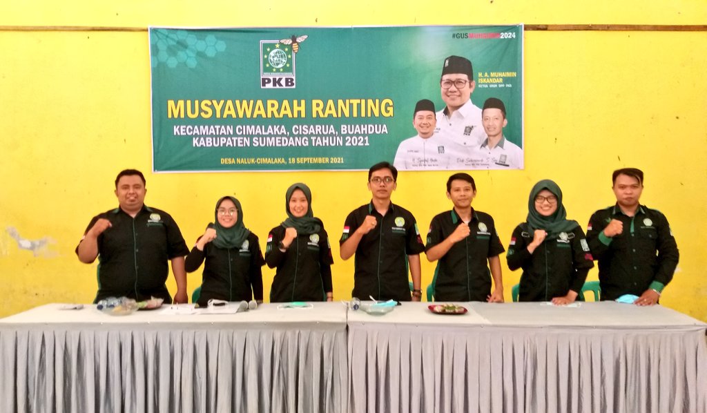 Pengawalan Musran DPAC PKB Cimalaka, Cisarua dan Buahdua

#SumedangMakalangan #pkbsumedang
#Gardabangsa

<a href="/acep_ansor/">𝐀𝐜𝐞𝐩 𝐊𝐨𝐦𝐚𝐫𝐮𝐝𝐝𝐢𝐧 𝐇𝐢𝐝𝐚𝐲𝐚𝐭 𝐒</a>
<a href="/HamdanSaepul/">Saepul Hamdan</a> <a href="/Riznhaaadinatha/">Risna</a> <a href="/yanktriyana/">e triyana jaya p</a> <a href="/Gardabangsaa/">Garda Bangsa Media</a> <a href="/NoviantiSumarna/">novianti nur anggraeni sumarna</a> <a href="/tommykurniawan7/">TOM KUR official</a> <a href="/sahabatodie/">MuhammadRodliKaelani, SS, MM, CPS</a> <a href="/GARDAJabar/">Official Akun DKW GARDA BANGSA Jawa Barat</a> <a href="/hk_bocah/">heri kurniawan</a> <a href="/pkbcimalaka/">PKB Cimalaka SMD</a> <a href="/pkbbuahdua/">PKB Buahdua Sumedang</a> <a href="/DCisarua/">DPAC PKB Cisarua</a>