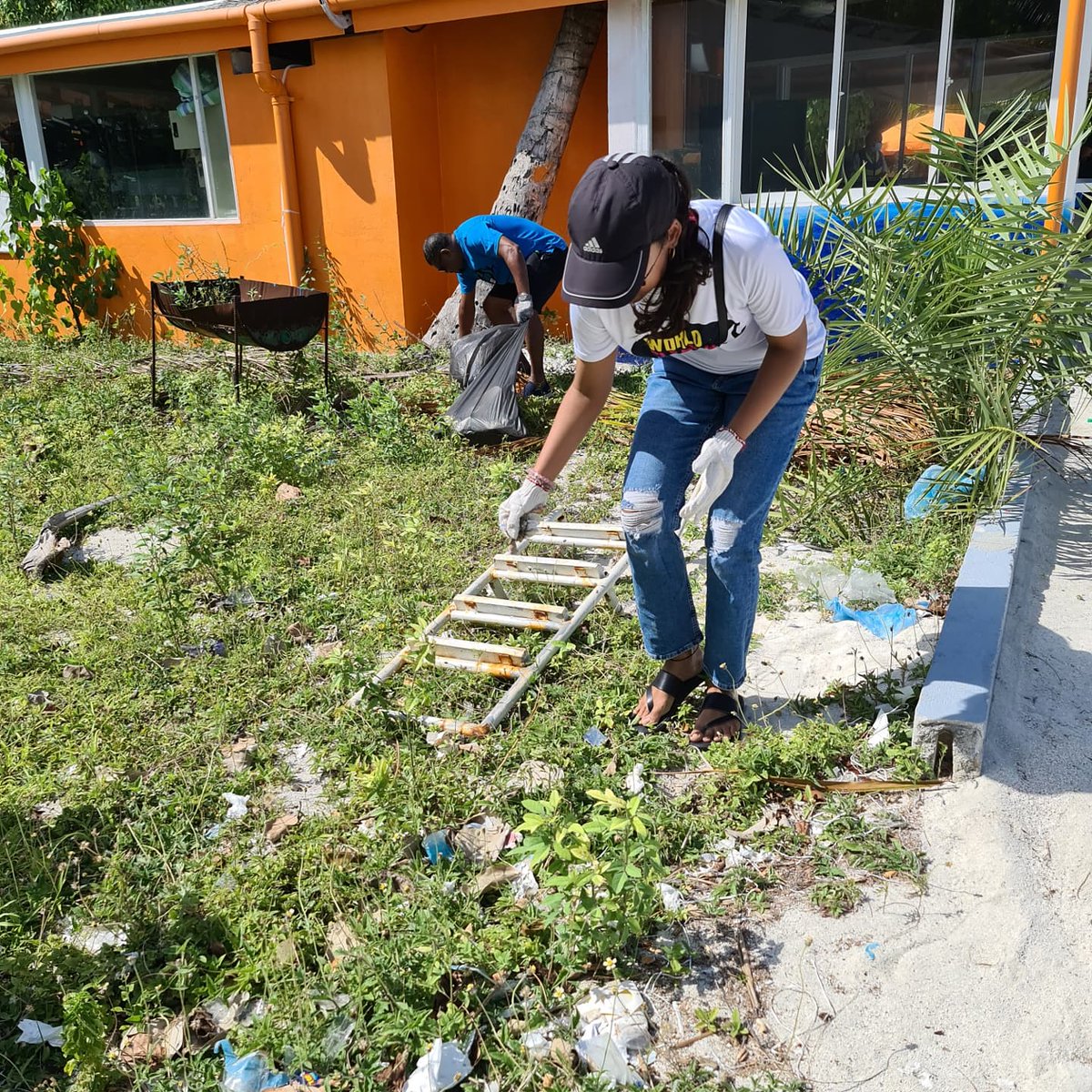 Let's do it! Maldives tweet media