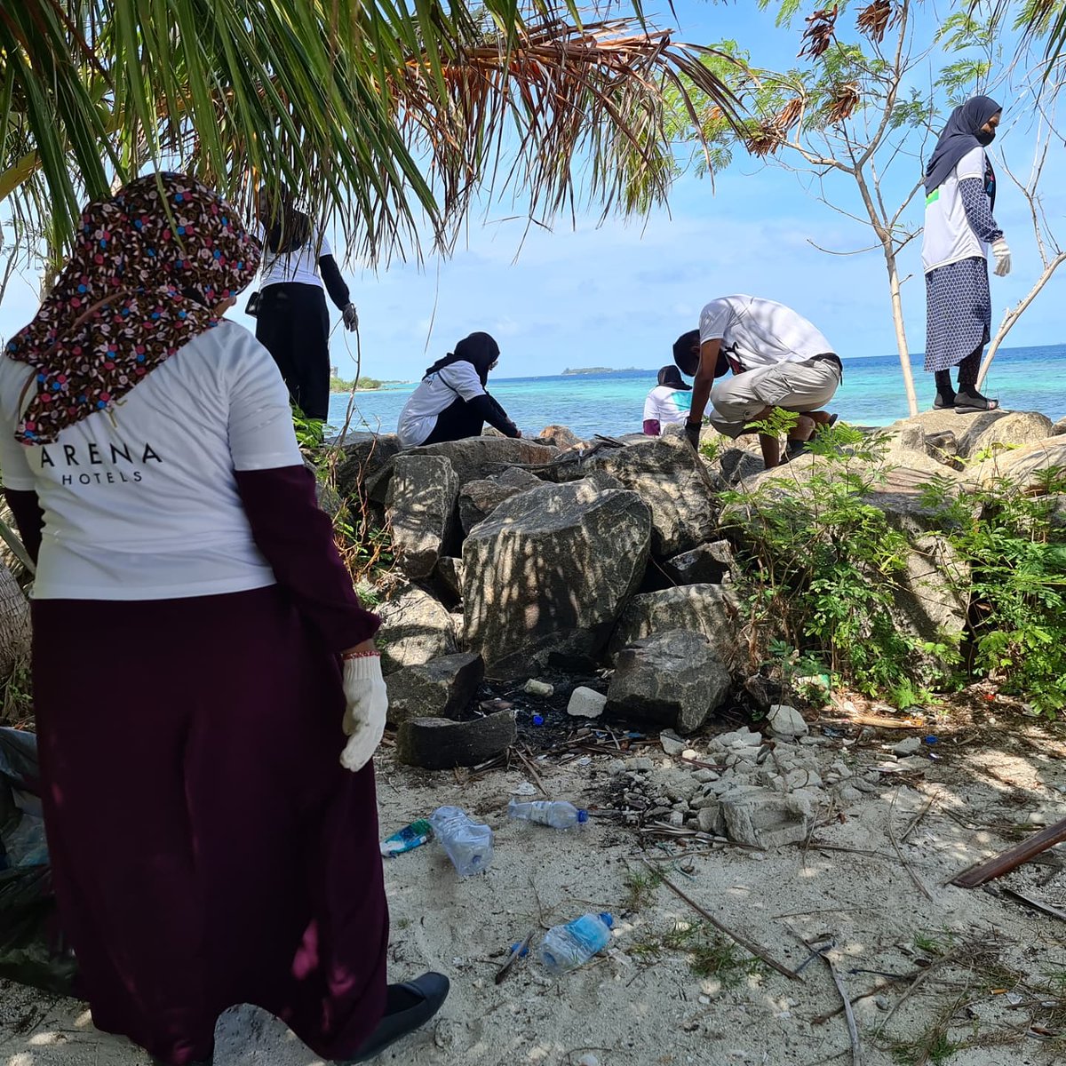 Let's do it! Maldives tweet media
