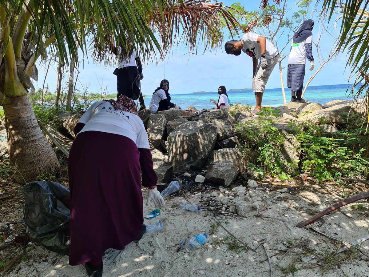 Let's do it! Maldives tweet media