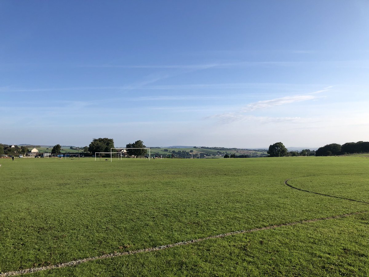 HallamRedmires's tweet photo. Beautiful morning at Redmires for @HallamRedmires - today we host @BessacarrFC and @ChesterfieldFC girls teams at U16 and U13 age groups. https://t.co/vewBLRqDmN