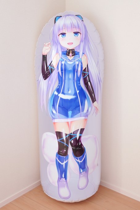 試作品が到着。「居る」感がしゅごい…

#海月アワノ #空ビ 