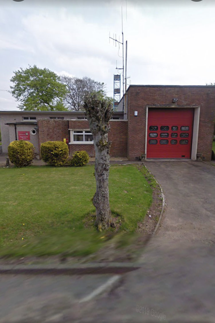 Alan97348150's tweet photo. Come along to Biggar Fire Station today between 1330 and 1600 door open https://t.co/Ofk23mM7WP to myself and the local crew about recruitment for your local community and get some Home Fire Safety advise Hope to see you all soon 🚒🚒🚒 https://t.co/yD7IURYqVv