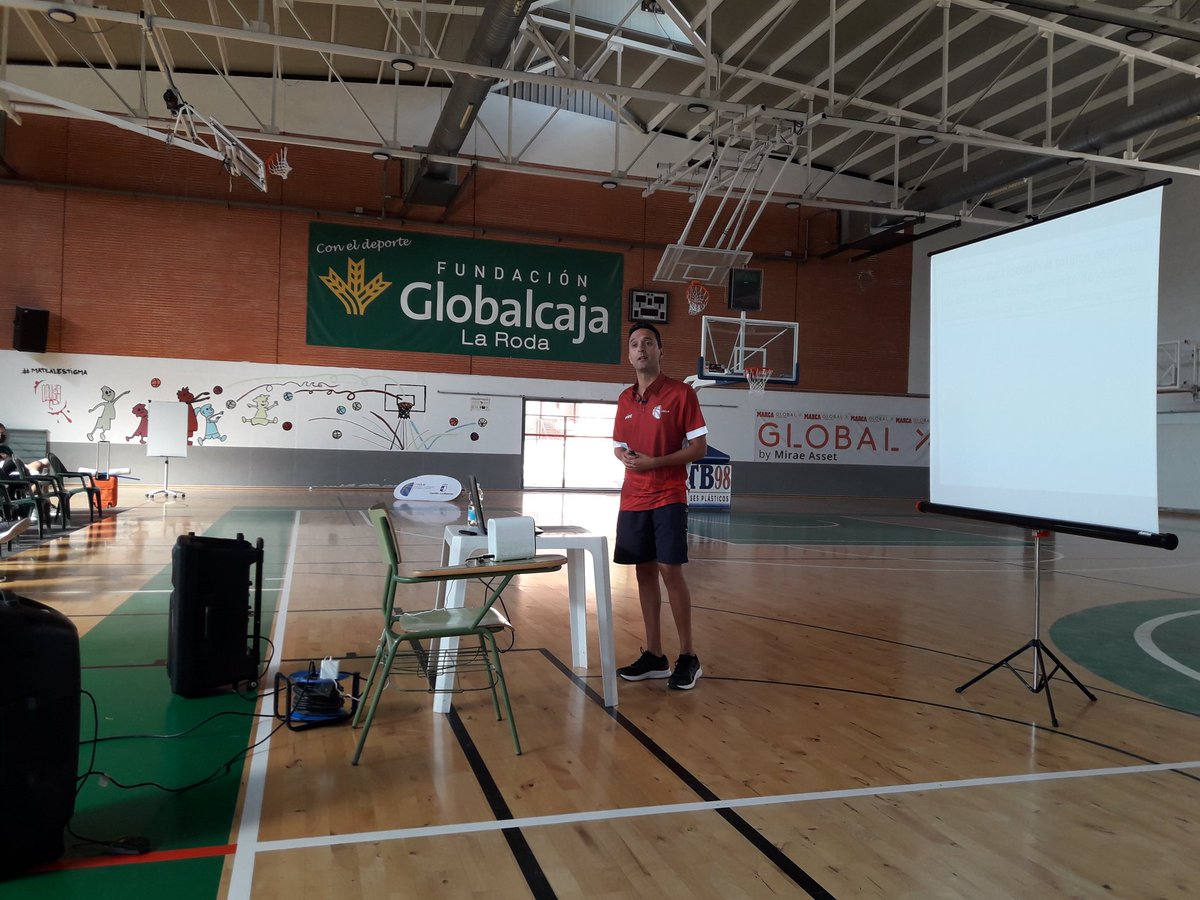BasketFormacion tweet media