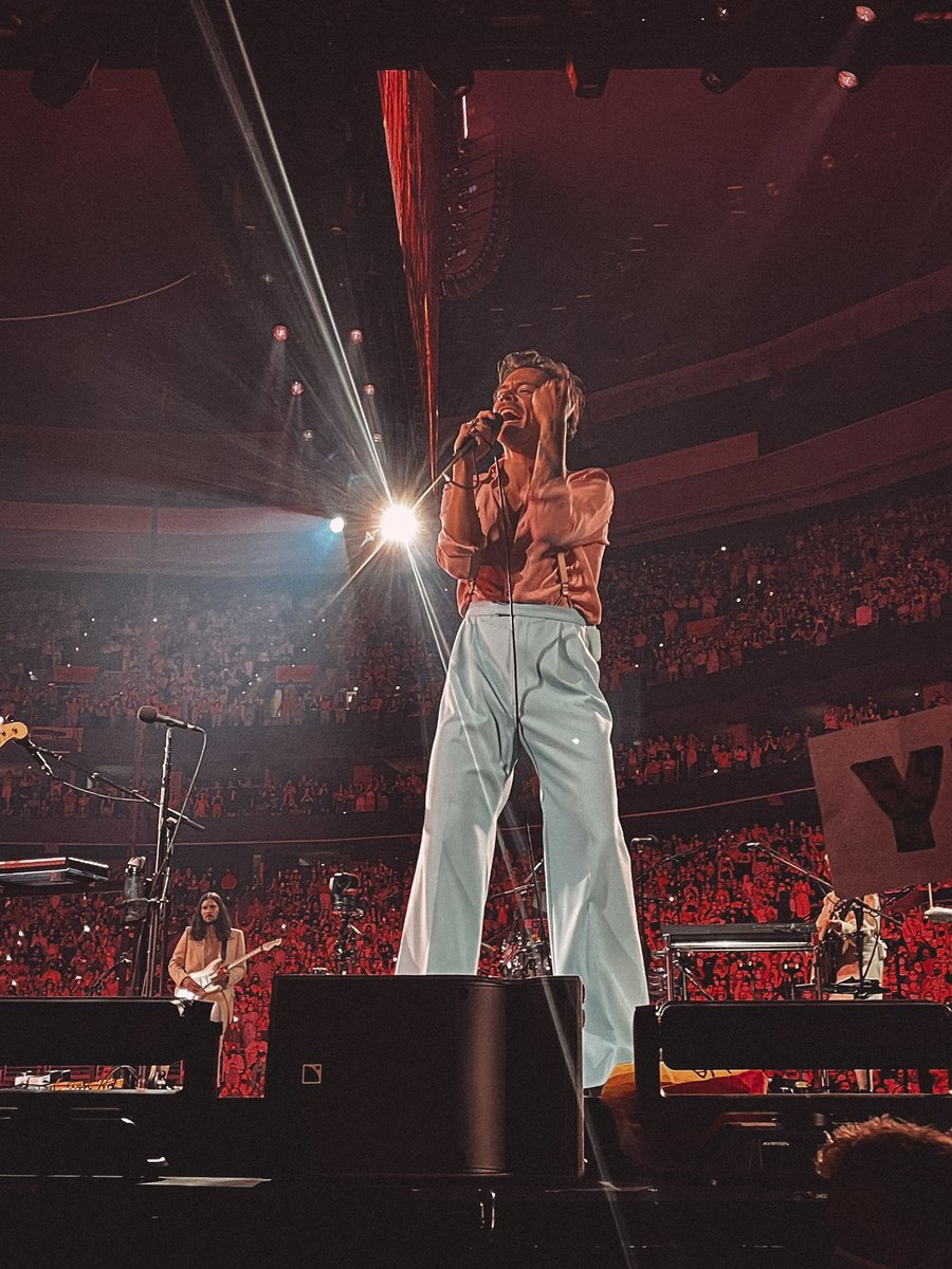 ellpaphoto's tweet photo. Harry Styles LOT. Philadelphia Wells Fargo Center. September 17th 2021. https://t.co/qpZF4e2UPH
