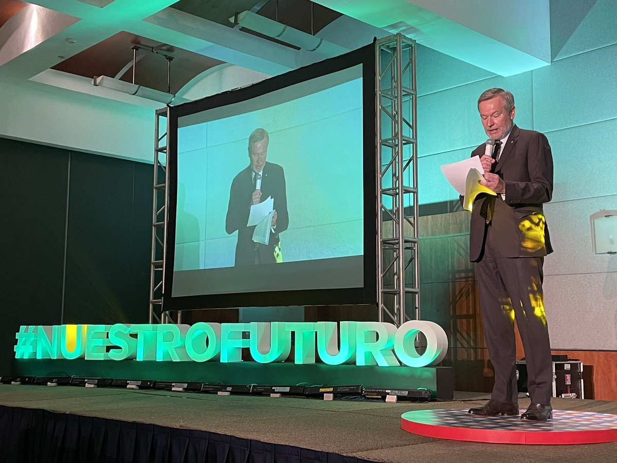 <a href="/GautierMignot2/">Gautier Mignot</a> <a href="/CharlesMichel/">Charles Michel</a> Excelente noticia estimado <a href="/GautierMignot2/">Gautier Mignot</a> el diálogo y cooperación con América Latina y el Caribe ya está apoyando a niñez y juventud de la región, son uno de cada tres habitantes.

Bienvenido <a href="/CharlesMichel/">Charles Michel</a> a México!! 
<a href="/tejiendoredesi/">Tejiendo Redes Infancia</a> <a href="/ollintv/">Ollin TV</a> <a href="/infancialatina/">infancialatina</a> #nuestrofuturo