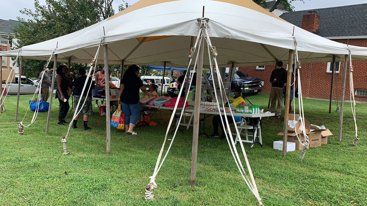 HarborWestColl's tweet photo. Come see us at #StarOfBethelem 2525 Ridgely St for the #MountWinans #Westport neighborhood festival until 1pm giveaways, grill & good times! @Westport21230 #ARisingTide https://t.co/WbPzUH4dni