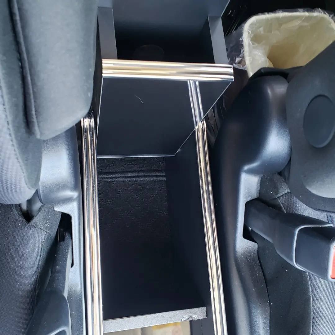 onecreation__'s tweet photo. 80ヴォクシー

コンソールタイプ2完成です😙
やっぱりコンソールはあるのとないのでは車内の印象も変わりますよね！！！
車好きの方、コンソール置いてみませんか？😏😏

次はコンソールの溝付き版のせまーす💪🏻

#80ヴォクシー #80VOXY #車好き #いいねでフォロー #拡散希望 https://t.co/bd1dKBoOU8