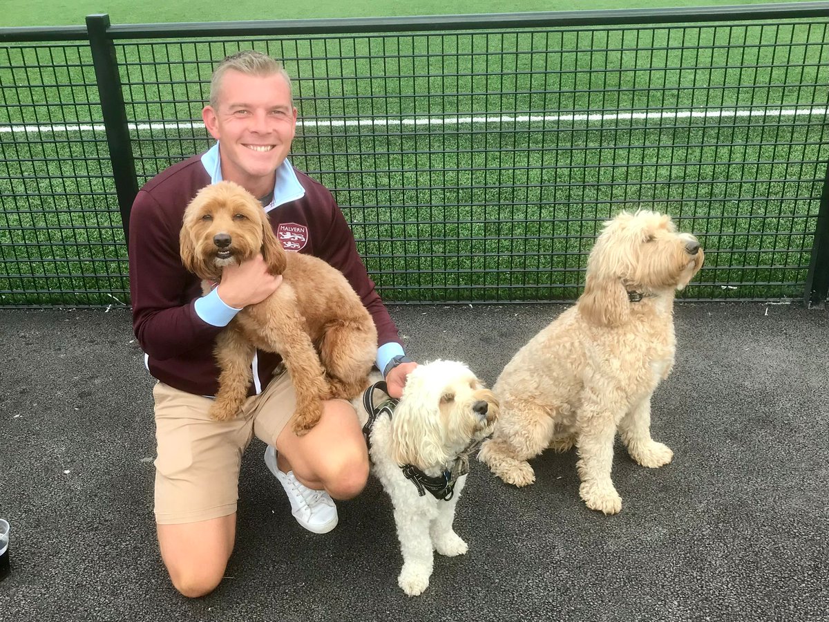 MalvernTown1946's tweet photo. MATCHDAY: Chair @chrispinder welcomes the Official MTFC dog, Bertie, along with his friends Ernie and Sonny, who are guests at today's game

MAL 1 ROM 0 #MakingMalvernProud https://t.co/HEDzDvot6a