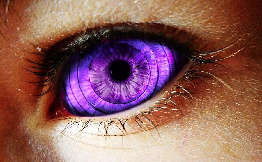 Naruto eyes in real life. 