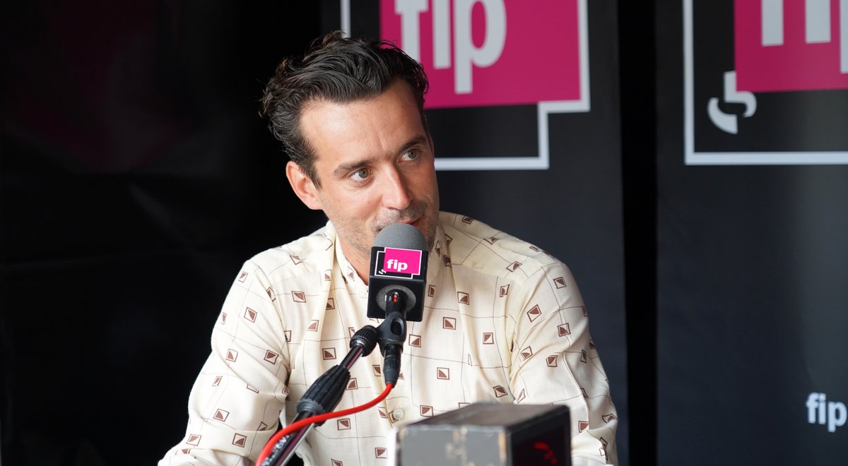 fipradio's tweet photo. 🔴 C'est maintenant : notre émission spéciale au festival #HOPPOPHOP à #Orléans avec Bacchantes, Kepa, Lova Lova, et Blumi à découvrir en live 🙌🎵 https://t.co/vr1DXmAhFl https://t.co/FZsqgWP4vK