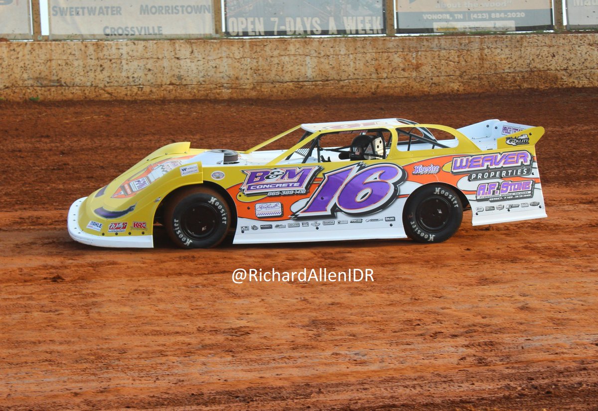 RichardAllenMSR's tweet photo. .@CrayceWeaver earned $2,500 for his win in last night's @AmericanCrateAS feature @boyds_speedway. That series will race tonight for another $2,500 first prize at Crossville Speedway. #DirtLM https://t.co/jhAdy97XAN