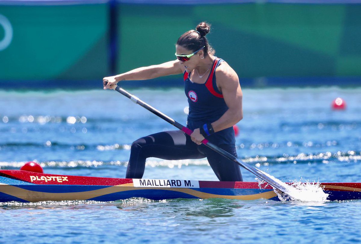 ceciperez1's tweet photo. ¡ORO PARA CHILE!🥇¡Enorme @cotemailliard!🤩Campeona Mundial de Canotaje en Dinamarca🇩🇰con un registro espectacular!👏🏻Un nuevo triunfo que refleja tu infinito talento y años de trabajo! Gracias por dejar en alto una vez más nuestra bandera🇨🇱, Cote querida!❤️ https://t.co/QfIaw5Iof2