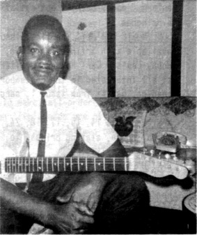 peterparcek's tweet photo. Happy Birthday to Chicago blues legend
Louis Myers born September 18, 1929!
Off The Wall w/ Little Walter
https://t.co/tYhzPfZNyt
Mean Old World w/ Little Walter
https://t.co/kI1J6Yo34x
#Blues #bluesguitar #bluesharp #littlewalter #jrwells https://t.co/6YqxIRUtCx