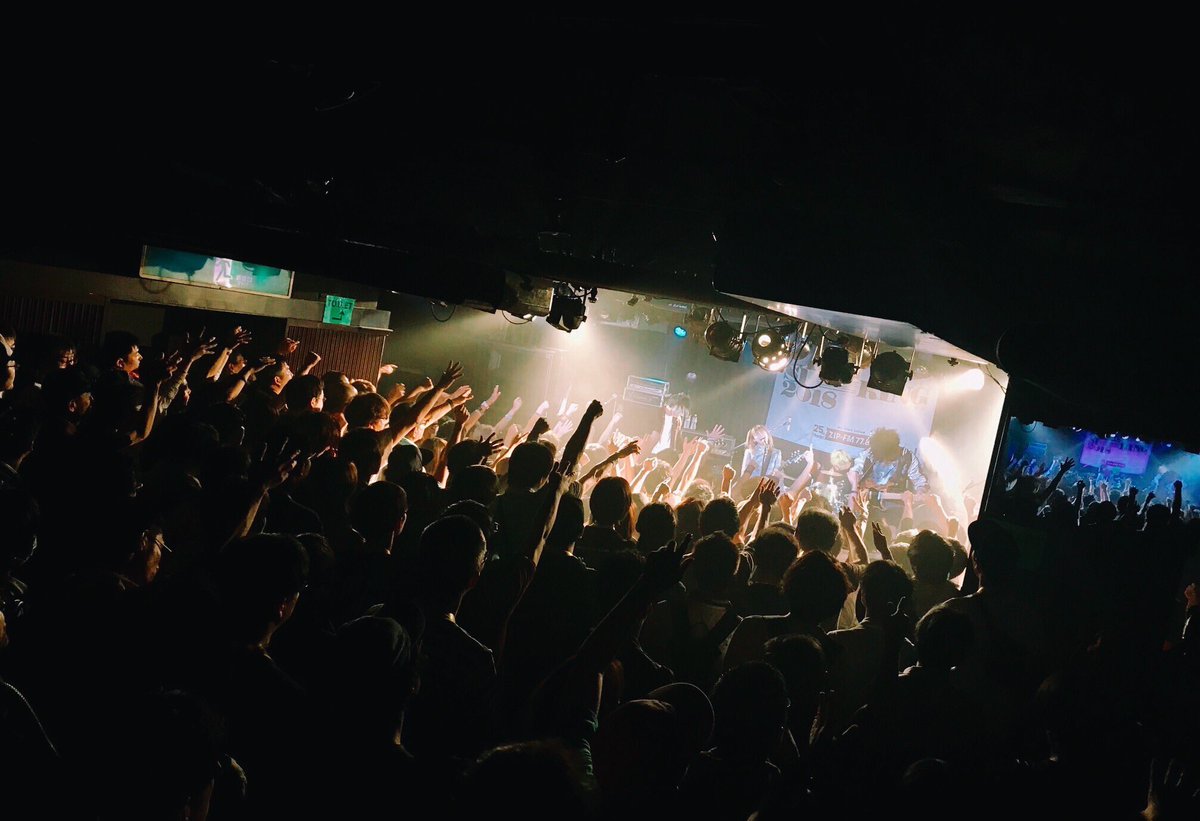 【告知の告知】
皆様お久しぶりです。
九十九です。
明日は二千二十一年の九十九の日。
午後九時に告知いたします。
いいお知らせです。
お楽しみに。