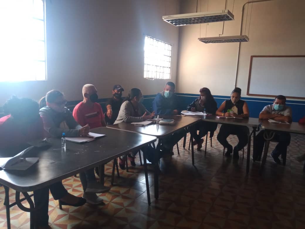 sracapachoviejo's tweet photo. Enlace CRA Capacho Viejo en la Instalación de la Mesa de Trabajo de Educación Media, Adultos y Privados con motivo al Inicio del Año Escolar 2021-2022 junto a @CapachoRed...@charlychaves @yelitzePSUV_ @PSUVTachira @supervisionZET1 @ZonaEducTachira @Crazet2011 https://t.co/2SK0GXzEJi