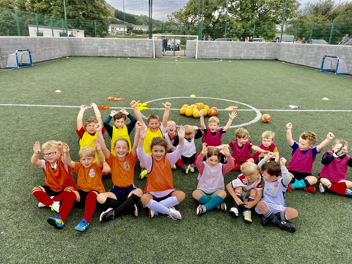 BmoCoaching's tweet photo. BMO BEARS π»β½οΈ
Our first session with the new Saturday Bears group! We welcomed 10 new Cubs to the group as well π»
Our focus was on #dribbling we played Crocodile River to practise our little touches! π
Player of the session - Cadog! π Da iawn!!
#bmobears #funfootball https://t.co/oWF5DOpECW