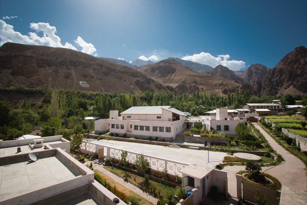 Humansofchitral's tweet photo. The Akhss kuragh upper chitral 😍 https://t.co/1VZNhw0pgu
