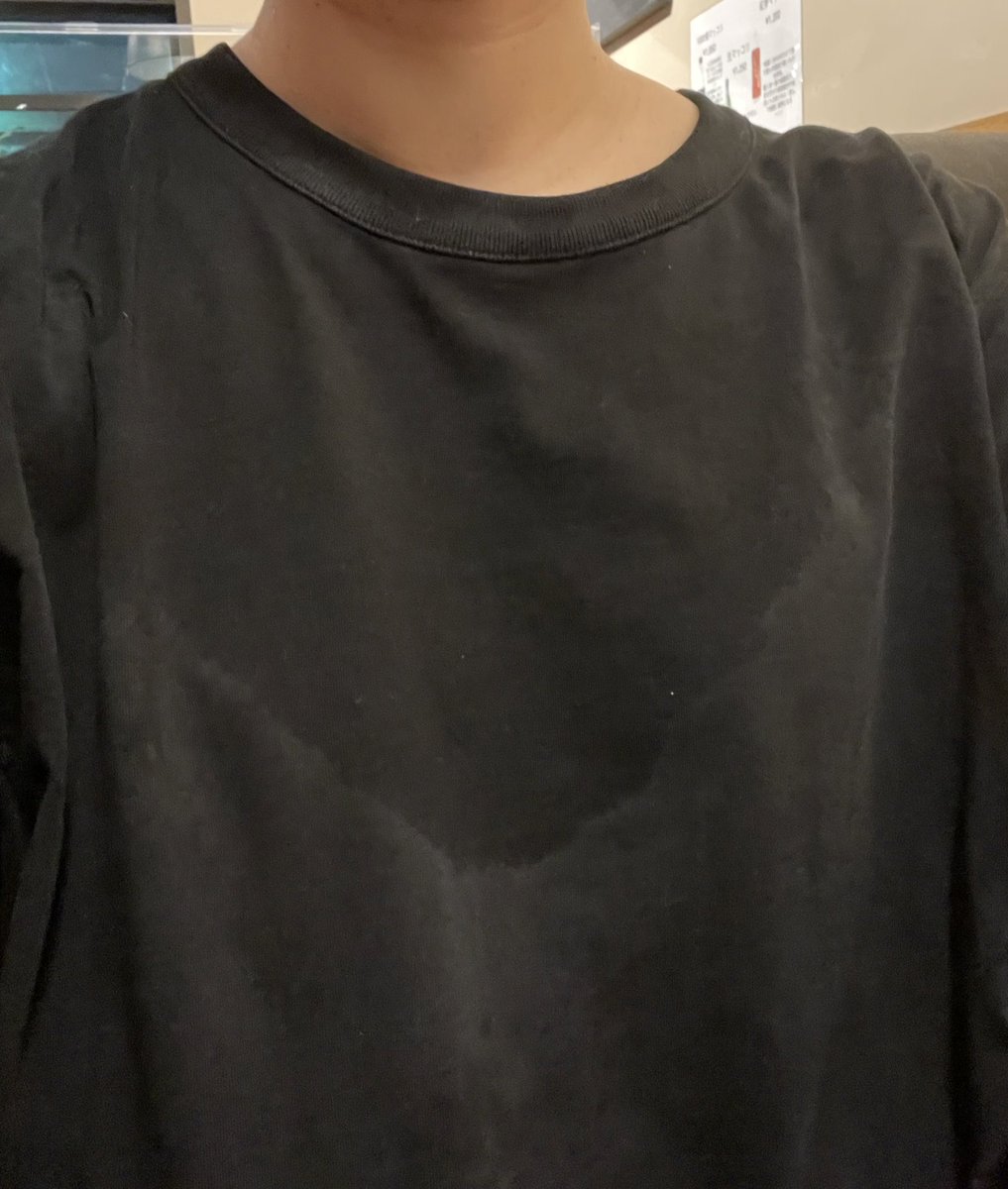 luvlalife's tweet image. 今日の気温で40分ほどゆっくりお散歩した結果。周りの人は寒いとか言ってた。
#多汗症　#hyperhydrosis #다한증