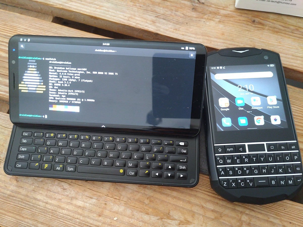 Kabouik's tweet image. The @Unihertz #TitanPocket is a great little device, but @thefxtec Pro1 will remain the best poweruser phone for me: taller, but same width and thinner, screen size with no compromises, 2 times more keys for composing/coding, and multiple #MobileLinux OSes like @droidianlinux.