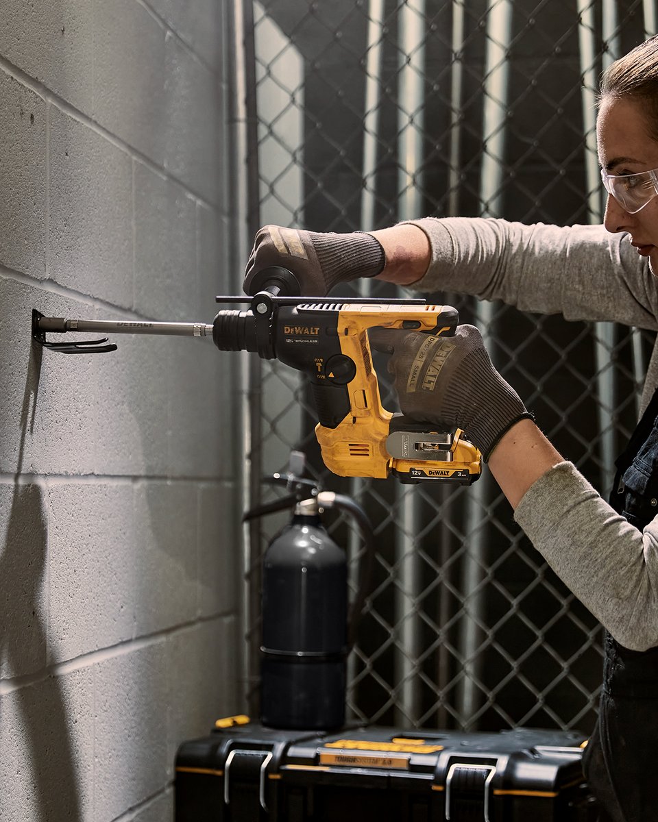 BurnsTools's tweet image. We at #BurnsPowerTools can&apos;t wait to host DeWalt for our end of summer sale on Wednesday September 22nd from 7:30am-5:00pm. Take advantage of deals like 20% off all #DeWalt &amp;amp; getting a Free impact gun &amp;amp; DeWalt hat when you purchase $400 in carbide! You wont want to miss this.