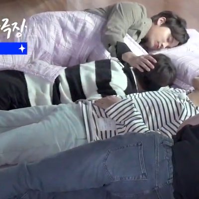 cjhfit's tweet photo. they way jongho placed his hand on san’s head in the most gentle manner when they were sleeping 😭 https://t.co/R3oEwZJwXj