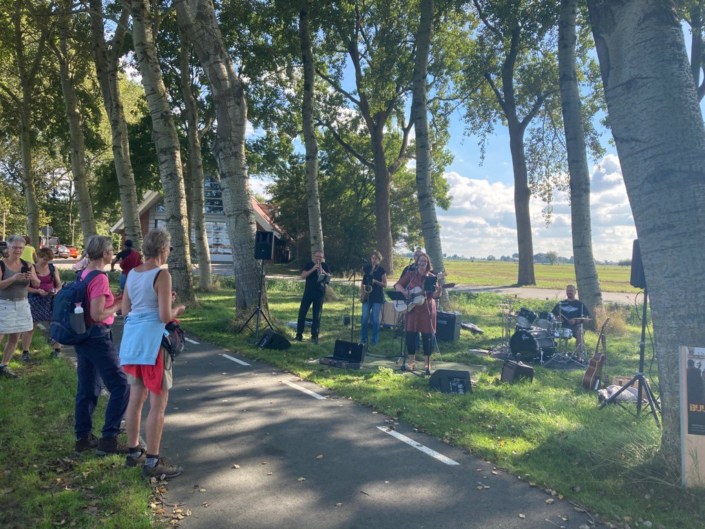 Fantastisch wandelweer begeleid door mooie muziek! ⁦<a href="/TochtomdeNoord/">Tocht om de Noord</a>⁩