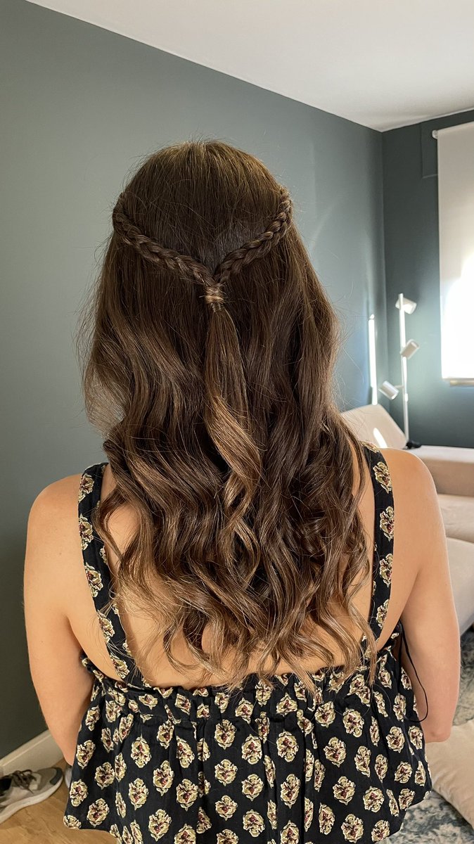 MakeUpaula's tweet photo. Sábado de bodas ✨ #myrmanaguapa
@Corovalle 💛 https://t.co/hDFeqYO1ik