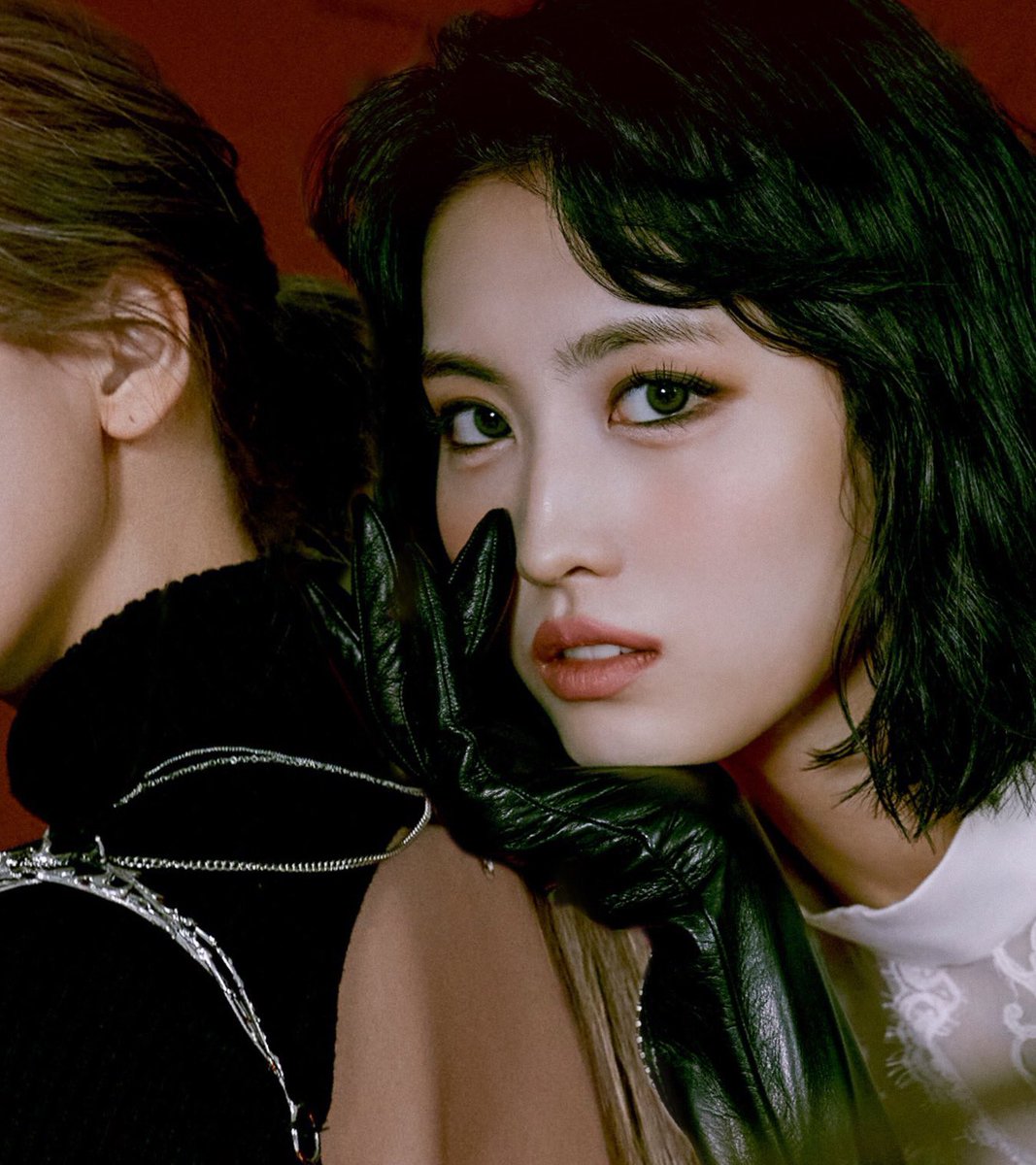 misamodaily's tweet photo. twice’s j-line everyone. that’s the tweet. https://t.co/aNyhfsa27J