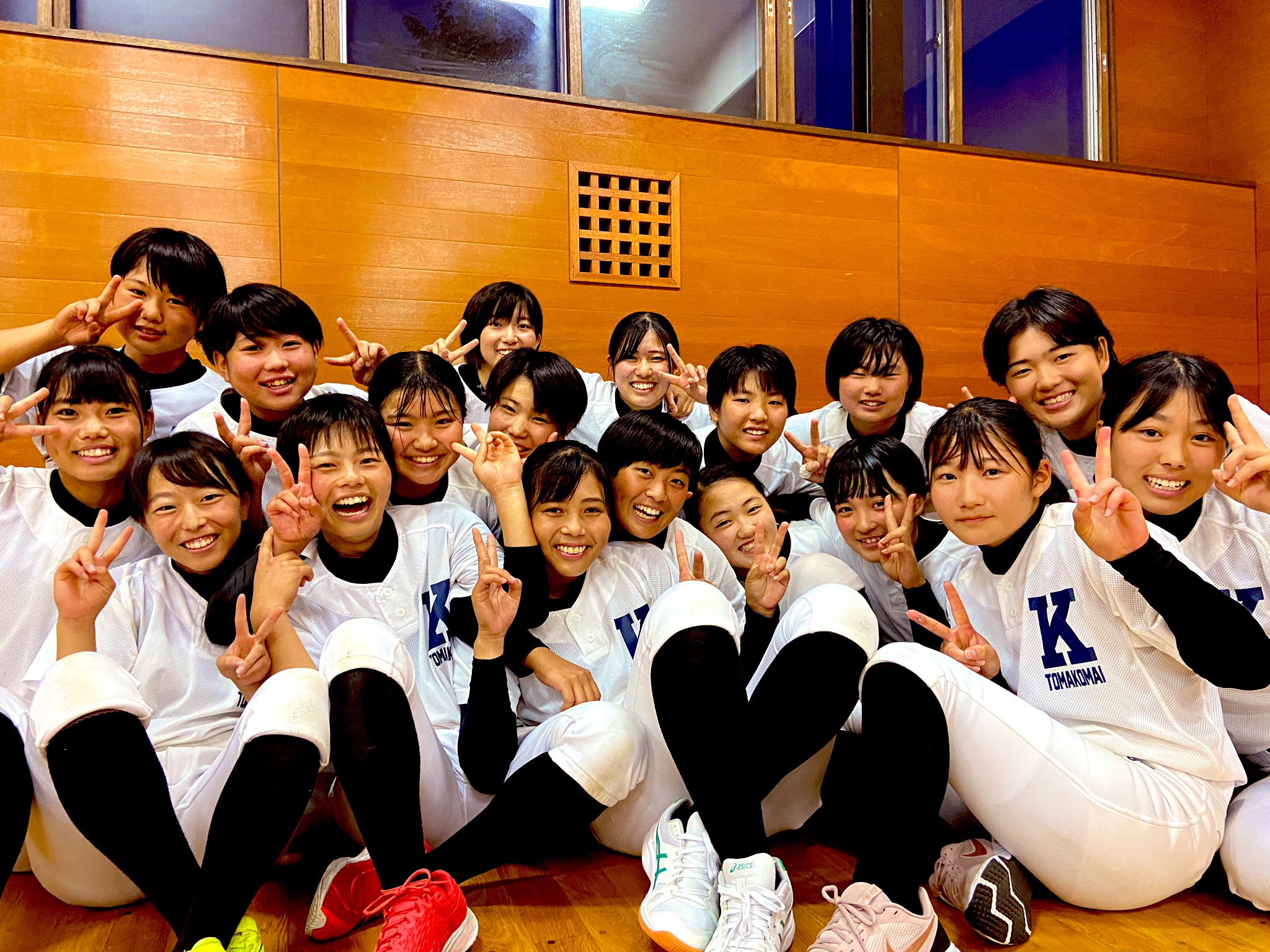 駒澤大学附属苫小牧高等学校　野球帽 駒澤大学附属苫小牧高等学校 野球帽 - メルカリ