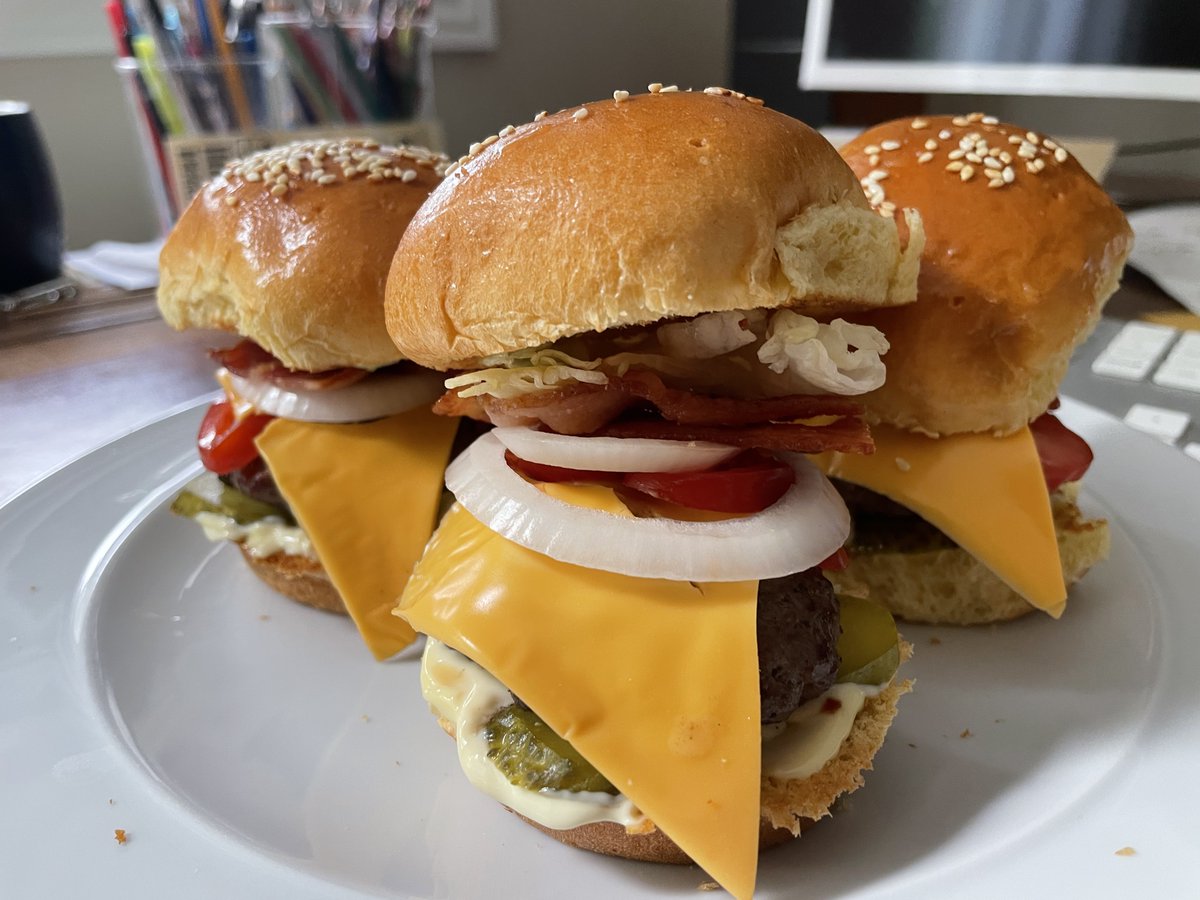 Happy National Cheeseburger Day! Ketchup? Mustard? Mayo? Pickles? Onions? Lettuce? How do YOU dress your cheeseburger? Join my backyard burger bonanza and learn a little about my favourite treat! youtu.be/6lsnzGLFbwo