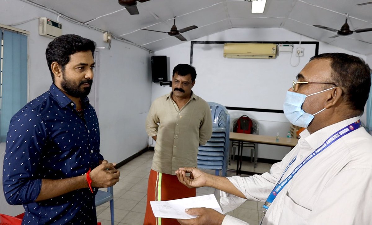 Aariarujunan's tweet photo. மாறுவோம் மாற்றுவோம் @MarvomMaatruvom சார்பாக தென்னிந்திய திரைப்பட தொழிலாளர் சம்மேளனம் #FEFSI உடன் இணைந்து, இலவச மருத்துவ சிகிச்சை முகாம், இன்று காலை இனிதே துவங்கியது.
#Aari #AariSocialService #AariArujunan https://t.co/FkV47YH0lQ