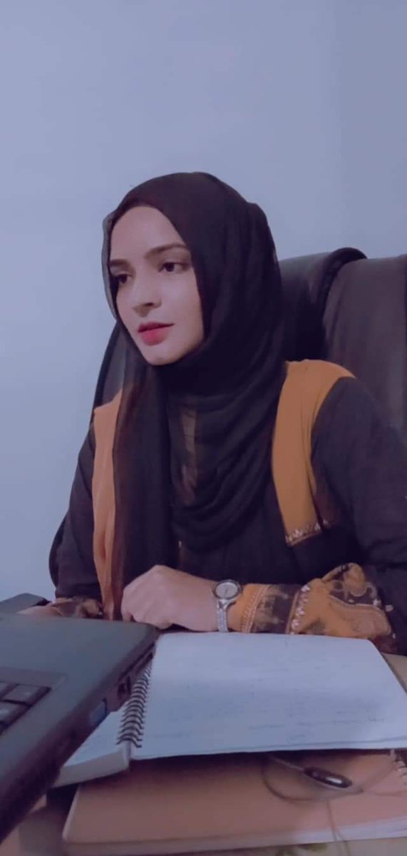 MinhajSisMWL's tweet image. #ContentWritingWorkshop: Day 2

Mrs.Iqra Jami (former president MSM) delivered her lecture for the Day-2 of &apos;Content Writing Workshop&apos; on the topic of &quot;Precise writing&quot;.She motivated the participants to write but after proper case study and research.