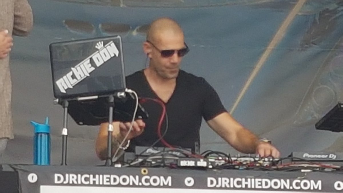 @pereolheadonismlive rockin the old skool