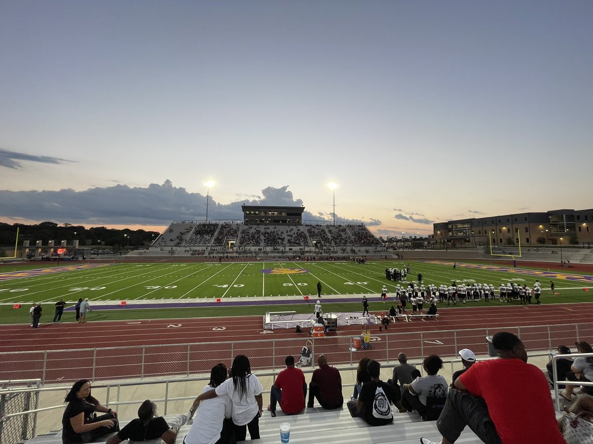 lori_montelongo's tweet photo. Jaxon’s first Friday Night Lights experience vs a strong Pieper HS team. It was a great game and @RandleHS Lions were victorious. The best part was having some of our best friends in SA come out and support Jaxon. @JaxMonte19 @montelongo_john @BrianRandle40  #DefendTheDen https://t.co/4cvev8XLHF