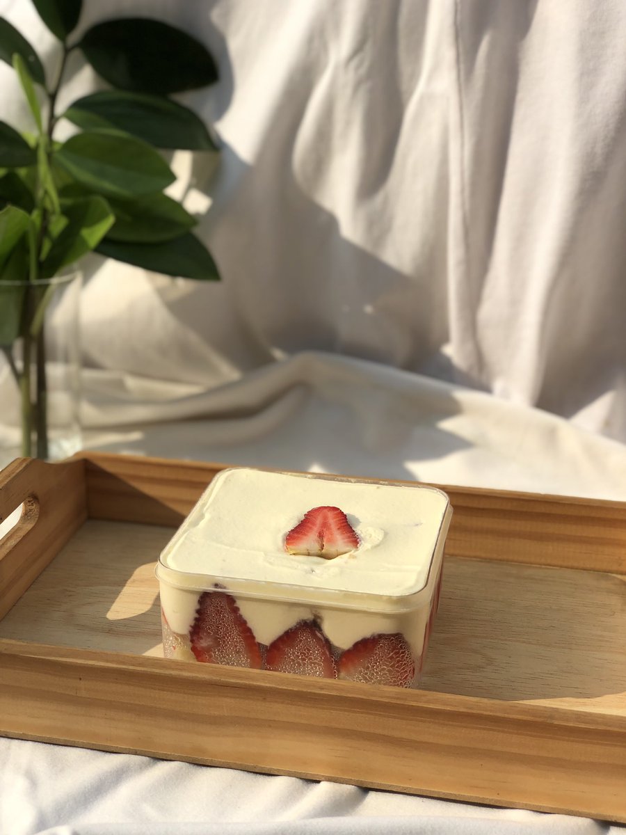 enjoyyourbitee's tweet photo. มาแปะรูปขนมใหม่ให้ทุกคนดูกันนนน🥺💖 เป็น cake box edition นะคะทุกคนน ฝากเอาไว้ในอ้อมอกอ้อมใจด้วยคับ🤏🏻 https://t.co/yGfeh8THiW