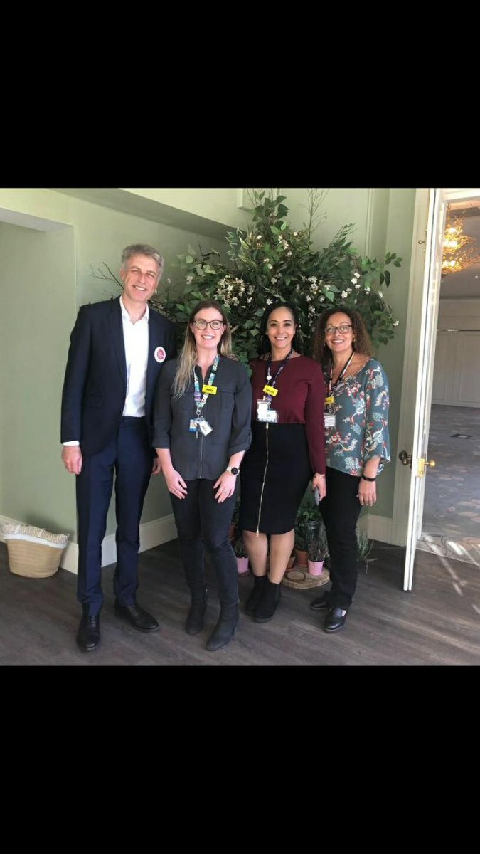 Members of the Frimley Health R&amp;D team #BreastSymposium 
<a href="/rajanuppal/">Rajan Uppal</a> #breastcancermdt #alextenovici <a href="/FrimleyHealth/">Frimley Health NHS Foundation Trust 💙</a> #plasticsurgery #workingtogether #breastsurgery #oncology #radiology #breastnurses <a href="/NeilDardisFHFT/">Neil</a>