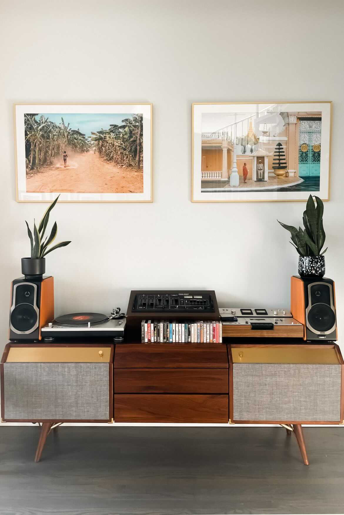 Joybird tv sales stand