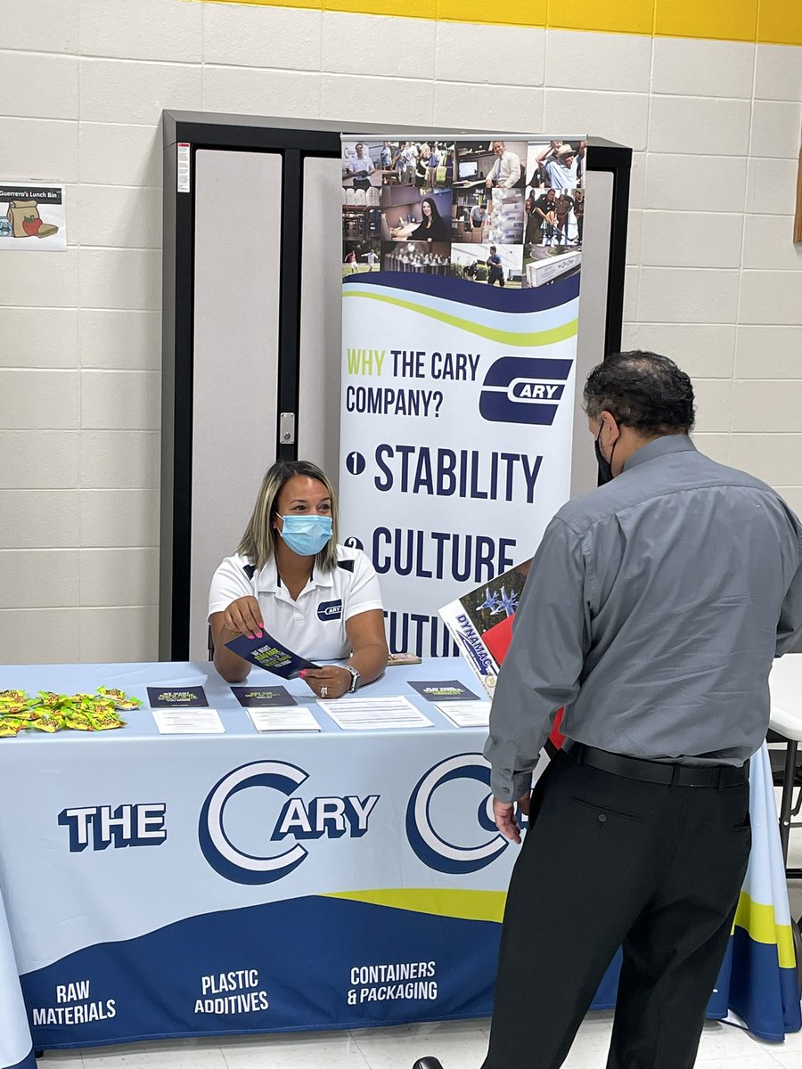 AddisonVillage's tweet image. Stop by the Addison Job Expo today until 12:30 at Lincoln School, 720 N. Lincoln Ave. Many Addison businesses are on hand to meet potential new employees. The Job Expo is a project of Mayor Rich Veenstra’s Workforce Development Committee. #addisonjobs #addisonadvantage