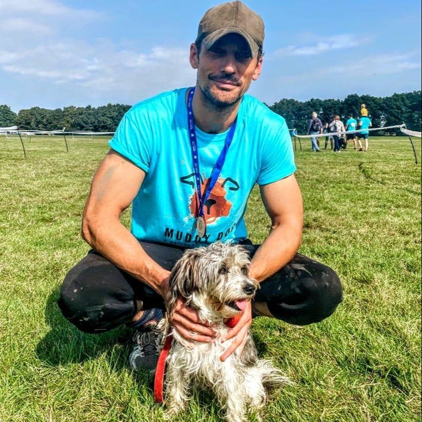 Battersea_'s tweet image. Lovely to see our wonderful Ambassador @DGandyOfficial taking on the #MuddyDogChallenge with his Battersea dog, Dora today 💙 A huge thanks to David and everyone who has taken part so far, and good luck to all those participating over the coming days and weeks! 🐶
