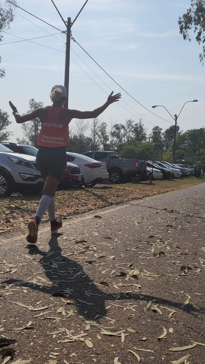 vivirivarola's tweet photo. Batalla mental desde km3 (fueron 31) ganada! Hoy no disfruté tanto el camino como sí llegar 😅 hay entrenamientos duros y están los de hoy. Orgullosa de estar cada paso más cerca de la meta de @bostonmarathon #TSCCLUB #BRAZOSARRIBA https://t.co/SUMMyefQv1