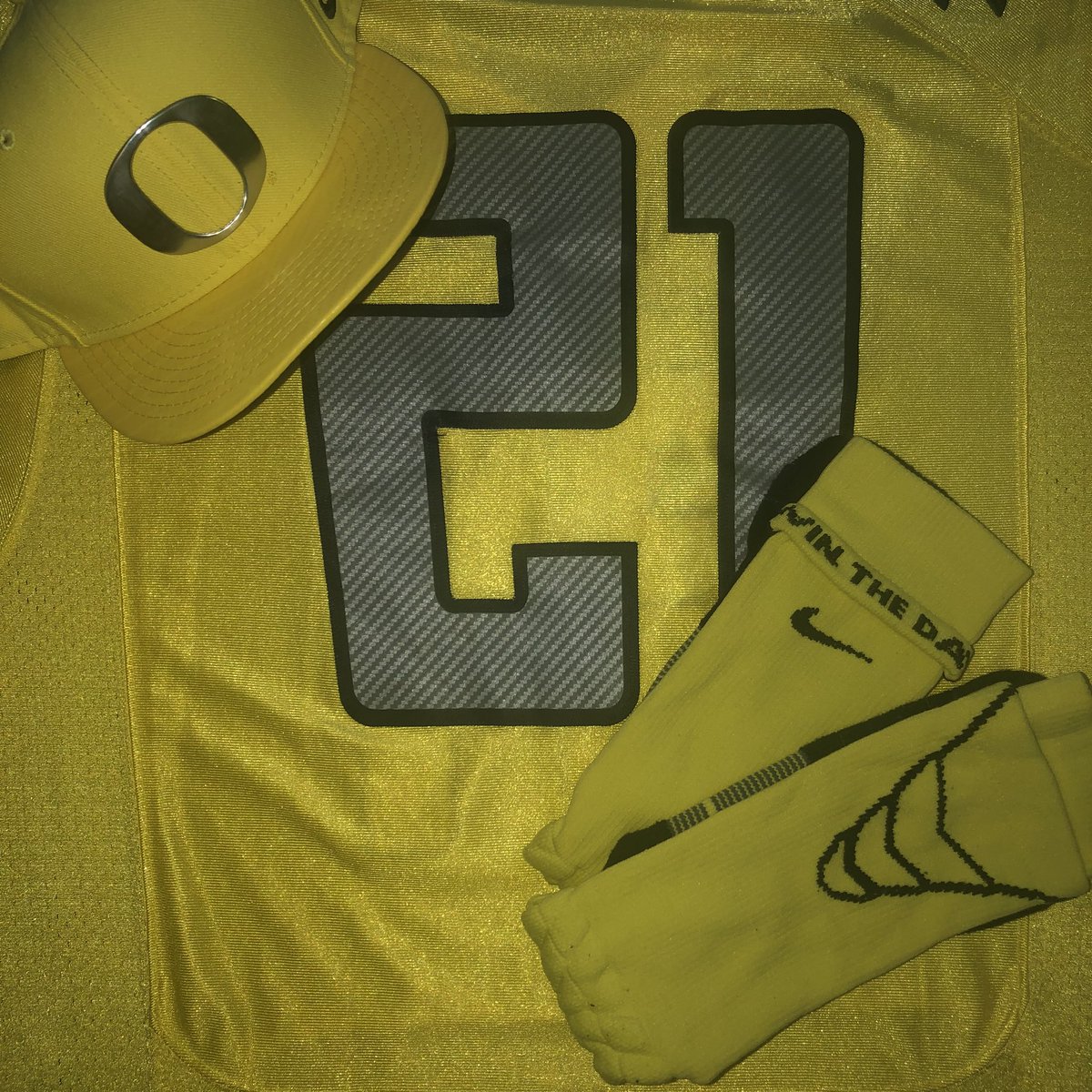 ConradicalOne's tweet photo. @siracchapman @georgewrighster @stromio1 @BigBoi @badgordie1 @DatGreenblatt @fatmacsmom @SportsChat503 @Jaredsawyer @StonyBrookFB @oregonfootball All yellow ⚡️ All everything ⚡️ All the time ⚡️#howigameday #goducks 

https://t.co/4bZi5scKl5 https://t.co/OHb3aM1Vj6