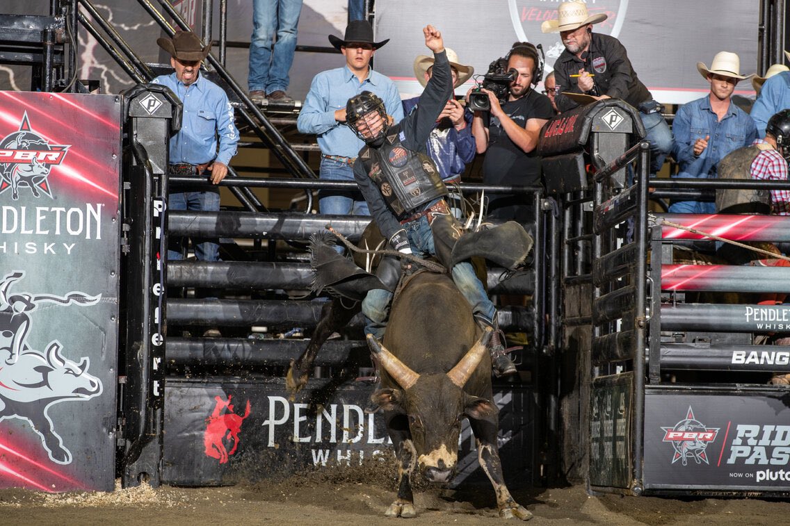 I’m not lucky, I’m blessed. Everything I have is because of Gods grace.

#GodIsGood #Blessed

@tcbeqiune @gonzaleshatcompany  @dennisdavisbuckingbulls <a href="/vexilbrand/">VEXIL BRAND</a> <a href="/bar_t_boutique/">Bar T Boutique</a> @betterbootco