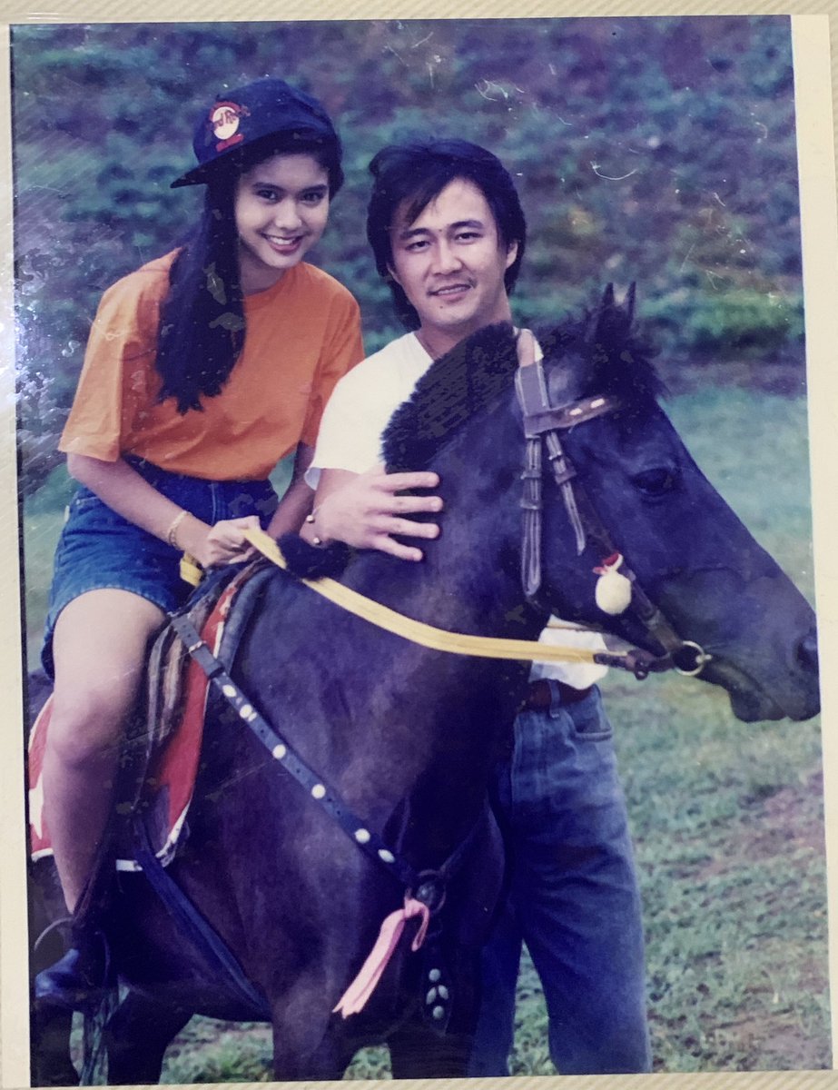 clairineclay's tweet photo. Papa &amp; mama di tanda lahirku 🤍 https://t.co/oE1A1mbXuV
