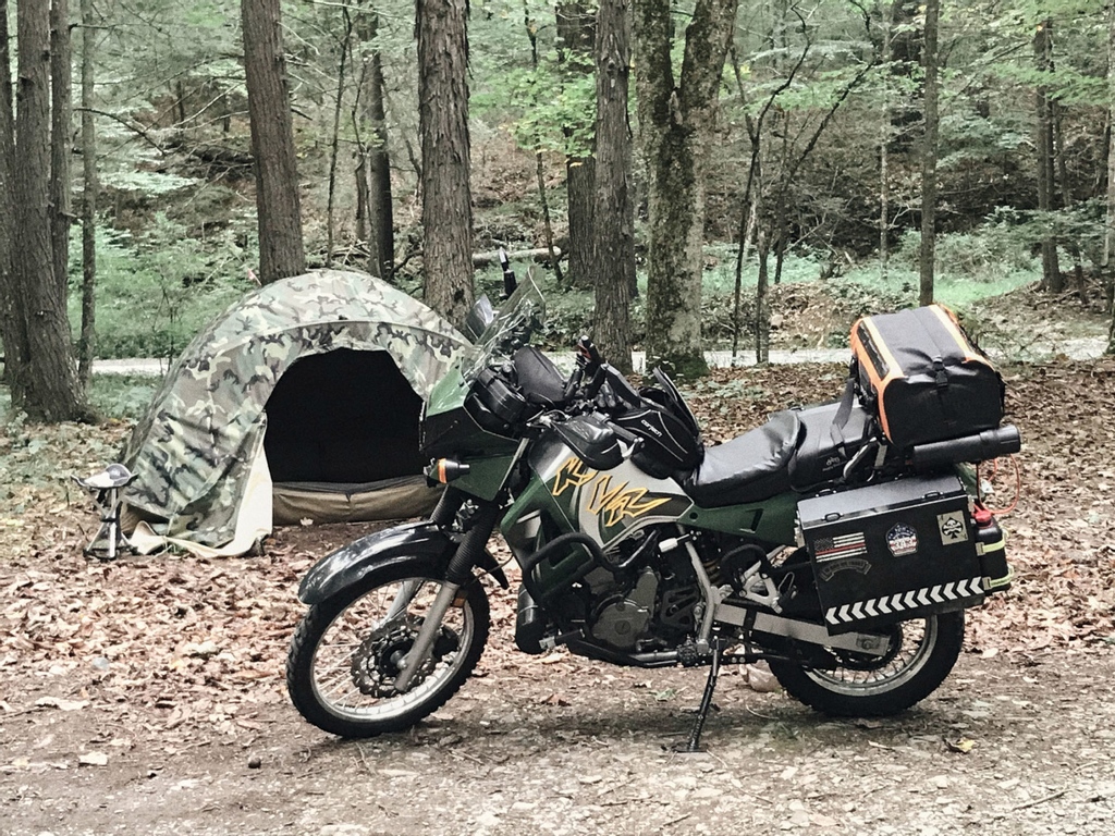 Our Combat tent is so compact, it's the one that outdoorsman and history buff Tim took with him on a 1300 mile motorcycle trip. Read about his adventure at Diamond Brand Gear. diamondbrandgear.com/notes/combat-o…