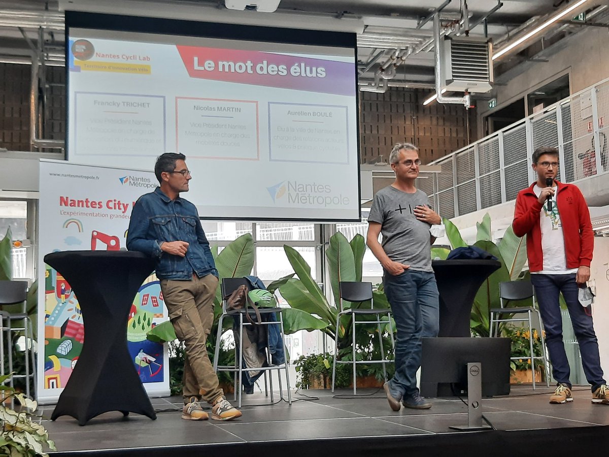 benoit_furet's tweet image. Aujourd'hui au #Nantes_Cycli_Lab étaient exposés dans la @Halle6Ouest des engins à 2,3 ou 4 roues et à propulsion humaine... mais pas que...

Des cycles créés par des étudiants ou des personnels de l' @UnivNantes et de l' @IUTNantes