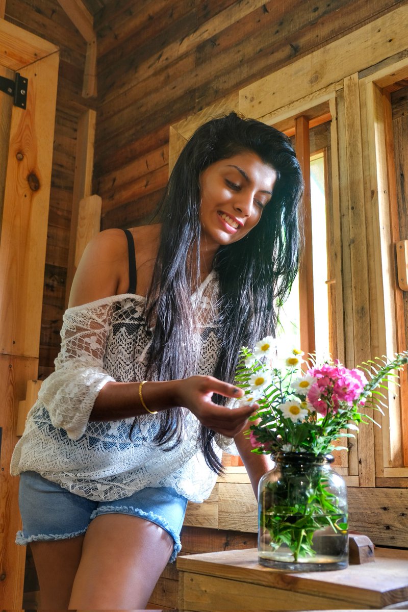 WhyGo_Ceylon's tweet image. #srilanka #ceylon #travelgirl #travelcouple #woodencabana #cabana #honeymoon #honeymooncouple #getaway #beautiful #beautifulgirls #hdr #fujifilm #adobelightroom #snapseed #sinharaja