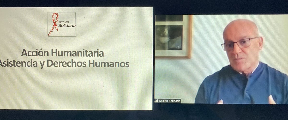 carmenbeat's tweet photo. “La coherencia en la trayectoria institucional, entre lo que se dice y lo que se hace, en la seriedad de los datos, son pilares en la construcción de confianza” Un privilegio escuchar a @fjreyna, de @accionsolidaria, invitado permanente en nuestro curso de #Msygi en el @iesa https://t.co/a5H8OahlFD